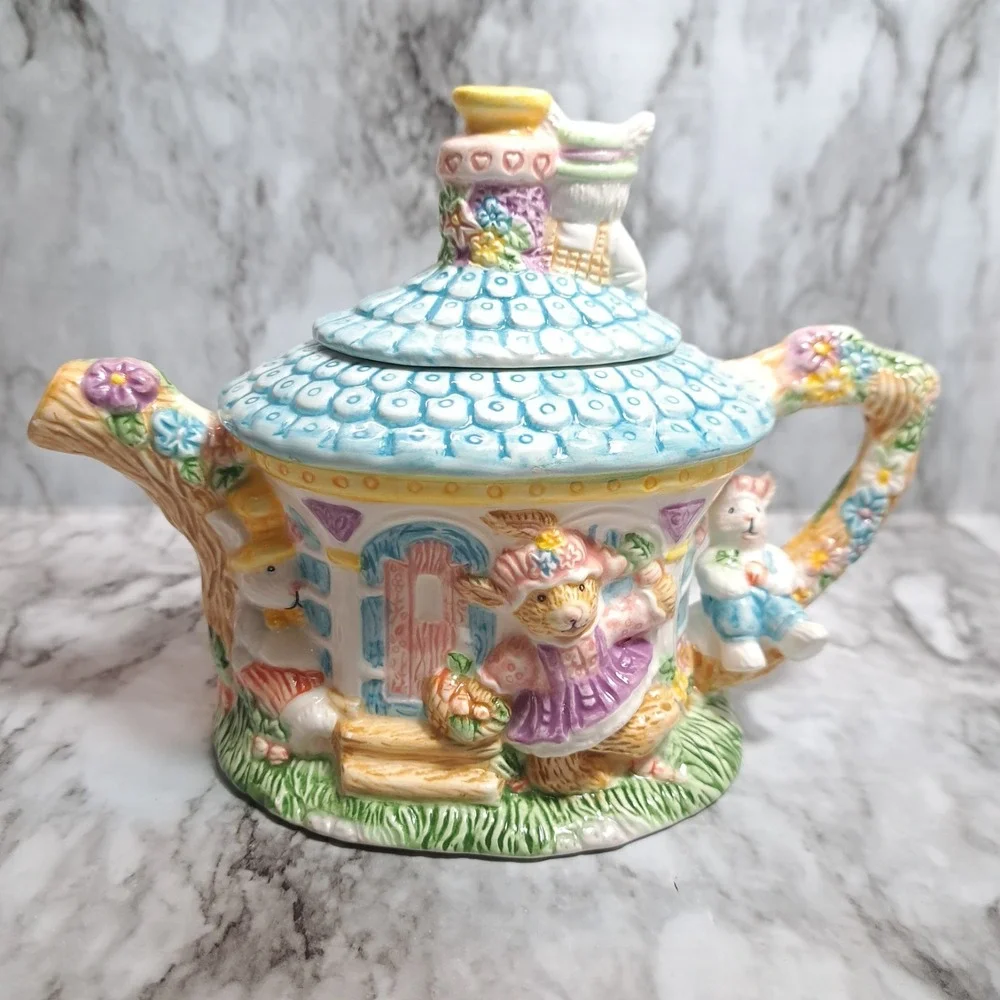 Mercuries 2002 Ceramic Garden Party Springtime Tea Pot Rabbit Easter Bunny‎